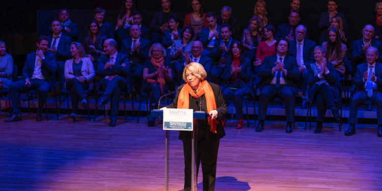 Maryse Joissains-Masini présente ses co-listiers vendredi 25 janvier 2020 (Photo capture Facebook @marysejoissains2020)