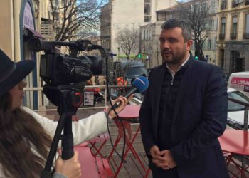 Jean-Philippe Agresti au micro de La Provence (Photo Gomet').