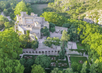 Vianney d'Alançon rachète le Château de la Barben (Crédit DV)