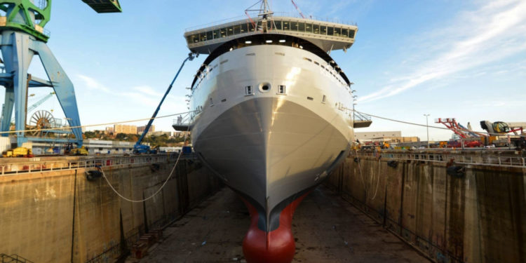 Le Chantier naval de Marseille opère dans la forme 10 de radoub, la plus grande de Méditerranée (Photo DR/CNM)