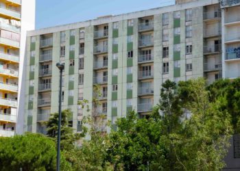 Un immeuble de logements dans les quartiers nord de Marseille (Crédit Photo Gomet').