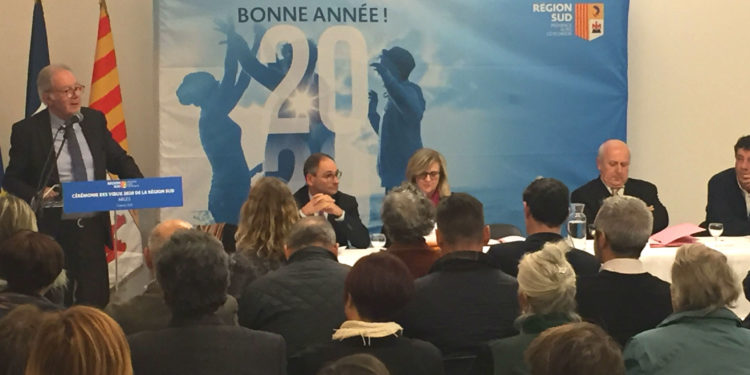 Michel Fenard président du PETR du Pays d'Arles prend la parole le 15 janvier 2020 lors de la cérémonie de signature du CRET (Photo Gomet')