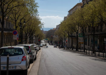 Depuis le confinement, en raison la baisse de la circulation, AtmoSud observe des chutes de pollution sur les axes de trafic automobile (Crédit Gomet'/JYD).