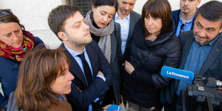 Les têtes de liste du Printemps marseillaios à la sortie de leur rendez-vous à la préfecture (Photo JY Delattre).