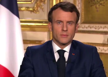 Confinement des Français : Emmanuel Macron annonce des mesures d'exception lundi 16 mars 2020 au soir .