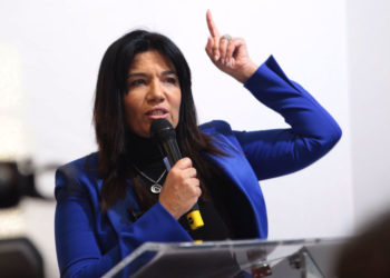 Samia Ghali lors de l'inauguration de son local de campagne en février dernier (Crédit @SamiaGhali).