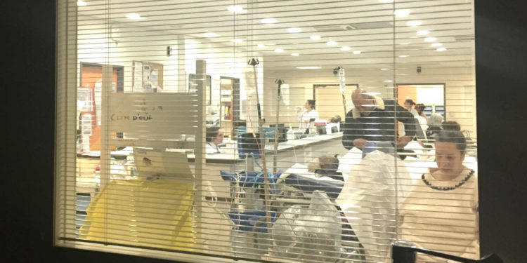 Salle d'accueil dans les urgences de La Timone à Marseille (Crédit : archives Gomet')