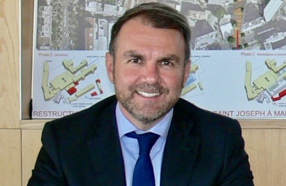 Florent Rovello, directeur général adjoint de l’Hôpital Saint-Joseph, membre élu de la Délégation régionale répond à nos questions au nom de la FEHAP. (Crédit photo DR).