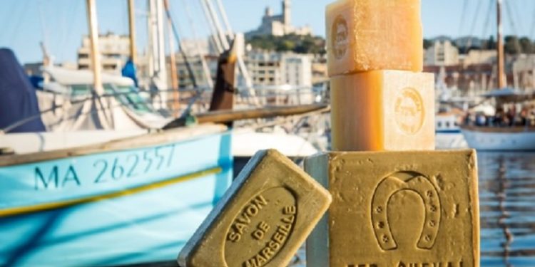 La savonnerie du fer à cheval résiste sur internet (crédit DR)