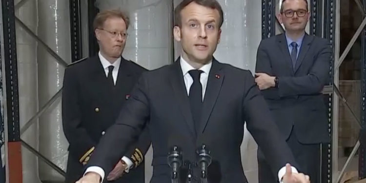 Emmanuel Macron mardi 31 mars à l'usine Kolmi-Hopen près d'Angers dans le Maine et Loire (Crédit DR).