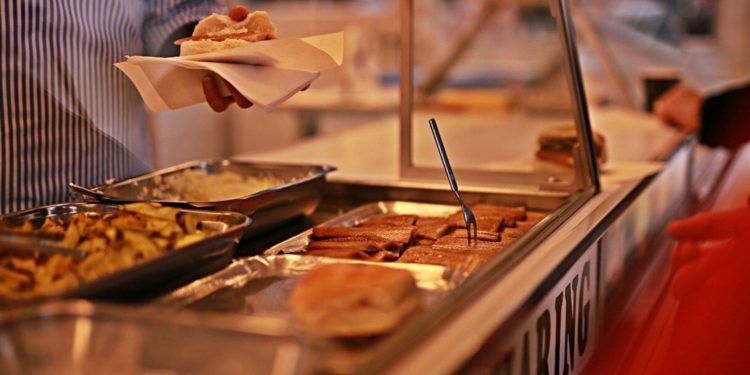 Confinement : le collectif des écoles de Marseille interpelle Sodexo