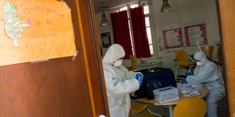 La Ville de Marseille a engagé le dépistage massif des agents municipaux à l’IHU