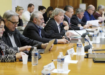 Jean Hetsch à la tête du conseil municipal de Fos