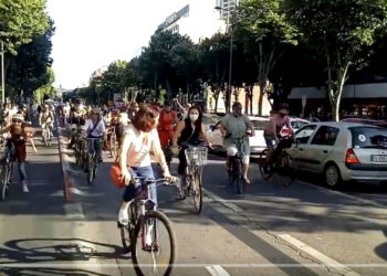 Les vélos jeudi 28 mai sur le Prado (Capture Twitter)