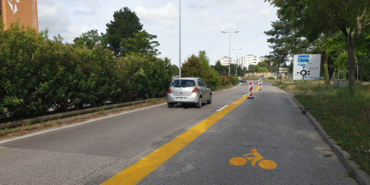 13 km de voies cyclables provisoires ont été aménagés à Aix pour le déconfinement. (Crédit JYD/Gomet')