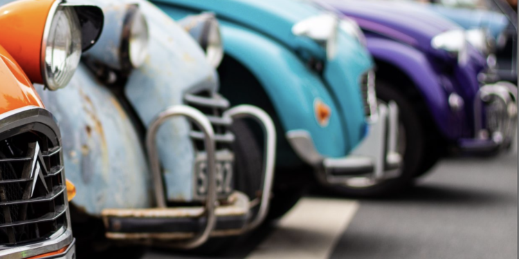 Mehari Club Cassis est le spécialiste des plus célèbres voitures anciennes de Citroën (Crédit MCC)