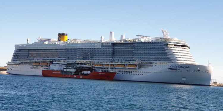 Shell a réalisé le premier approvisionnement GNL à Marseille sur le Costa Smeralda