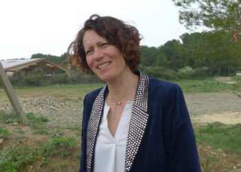 La maire sortante de Saint-Mitre-les-Remparts Béatrice Aliphat se retrouve seule face à Vincent Goyet au second tour (Archives Gomet')