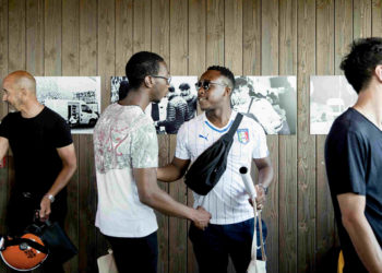 Des élèves de l'école Kourtrajmé à Montfermeil (Crédit capture ecolekourtrajme.com)