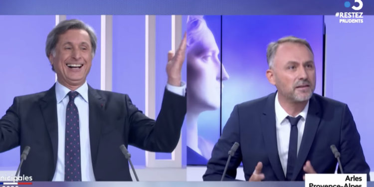 Patrick de Carolis, a pris une avance de 890 voix (26,41 %) au premier tour sur son rival communiste, Nicolas Koukas. (Crédit Photo : Capture France Télévisions)