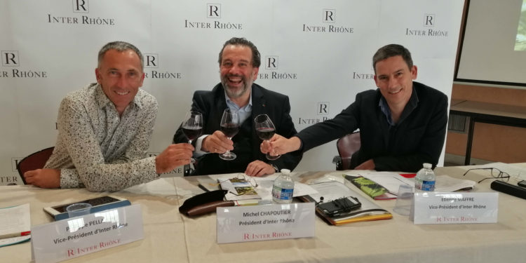 Philippe Pellaton, Michel Chapoutier et Etienne Maffre lors de la conférence organisée par Inter Rhône.