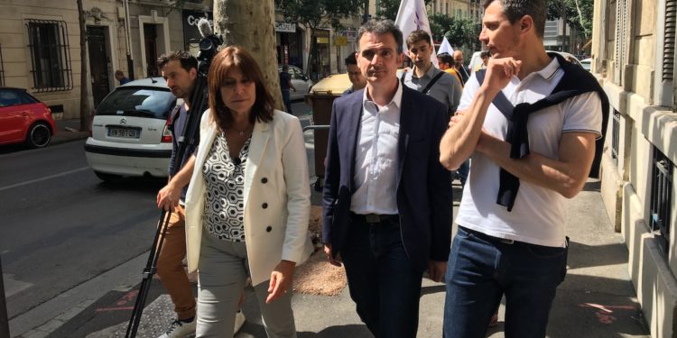 Le maire de Grenoble, Eric Piolle, à Marseille pour soutenir Michèle Rubirola