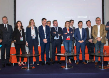 Les partenaires du Smartport Challenge 2e saison réunis au salon Euromaritime (Photo DR). Les partenaires du Smartport Challenge 2e saison réunis au salon Euromaritime (Crédit DR)