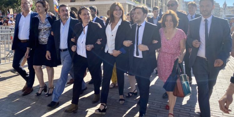 Les leaders du Printemps marseillais arrivent à l'hôtel de ville samedi 4 juillet 2020 (Crédit @PrintempsMRS)