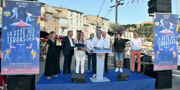 Renaud Muselier à Cassis pour lancer la première Fête des terrasses (Crédit Claude Almodovar).