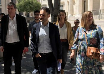 Yannick Ohanessian et ses colistiers déposent une plainte pour l'élection dans les 11/12 ( Crédit RM)