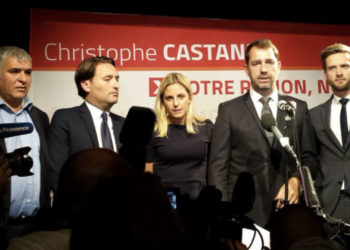 Christophe Pierrel ()à droite) ici avec Christophe Castaner et les autres têtes de listes aux élections régionales de 2015 (Crédit archives/Gomet').