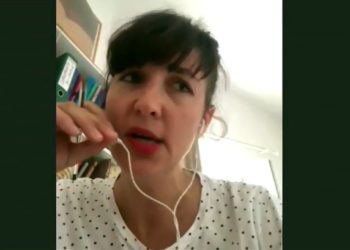 Mathilde Chaboche intervient lors du débat vidéo consacré au Grand Puzzle de Manifesta (Crédit : capture d'écran Manifesta/Vimeo).