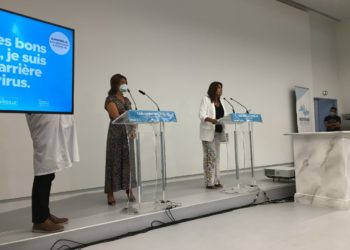 Martine Vassal et Michèle Rubirola, cote à cote à l'IHU, pour réclamer plus de moyens au gouvernement face à l'épidémie (Crédit RM)