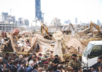 Emmanuel Macron en visite à Beyrouth jeudi 6 août (Crédit @EmmanuelMacron)