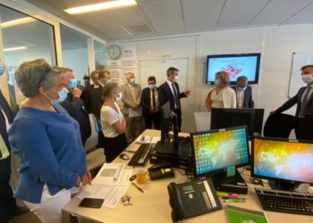 Olivier Véran en visite à l'ARS à Marseille jeudi 27 août (Crédit @ARSPaca)