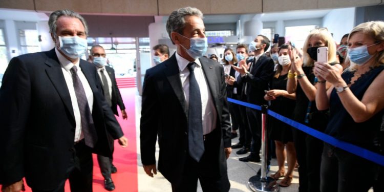 Renaud Muselier, le président de la Région Sud et de Régions de France vendredi 4 septembre à Marseille avec Nicolas Sarkozy (Crédit Twitter @RenaudMuselier).