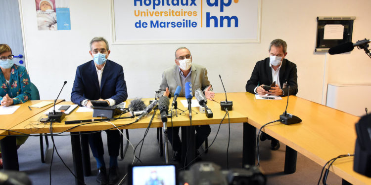 La direction de l'AP-HM annonce son plan de bataille pour gérer la deuxième vague de Covid à Marseille lors d'une conférence de presse mercredi 9 septembre (Crédit Christophe Asso)