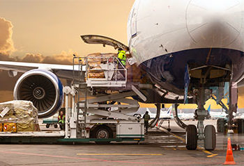 CMA CGM met un pied dans l’aérien en prenant 30% de Dubreuil Aero