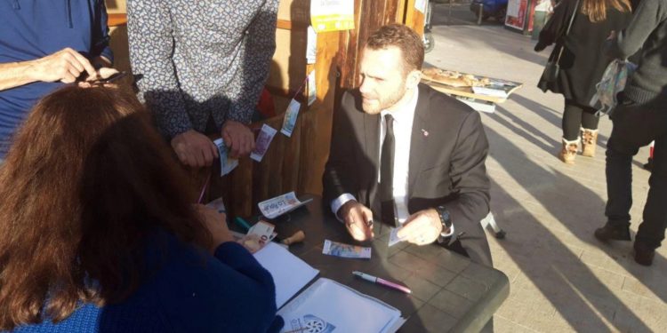 Le député Jean-Marc Zulesiveut que les collectiviyés puissent encaisser La roue salonaise, la monnaie locale de sa circrnscription (Crédit DR).