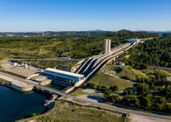 La centrale de Saint-Chamas est pointé du doigt pour ses rejets dans l'Etang de Berre (Crédit EDF)