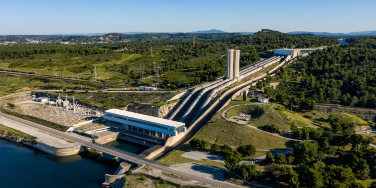 La centrale de Saint-Chamas est pointé du doigt pour ses rejets dans l'Etang de Berre (Crédit EDF)