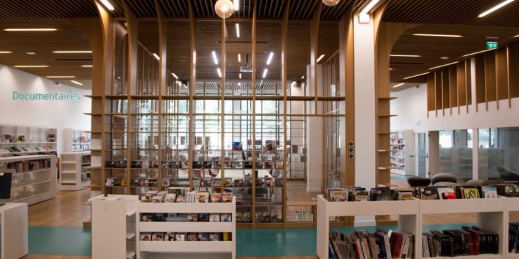 La médiathèque Salim Hatubout dans le quartier St Antoine Plan d'Aou (Crédit Ville de Marseille).