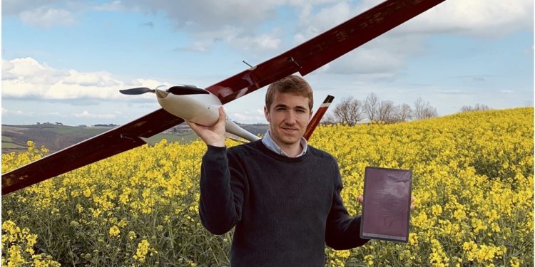 Abelio (Aix) lève 300 000 euros pour mettre des drones intelligents dans les champs