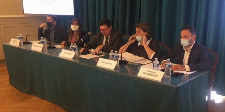 Olivia Fortin a présenté le nouveau dispositif de télétravail de la Ville lors de la conférence de presse du jeudi 1er octobre (Crédit JFE)