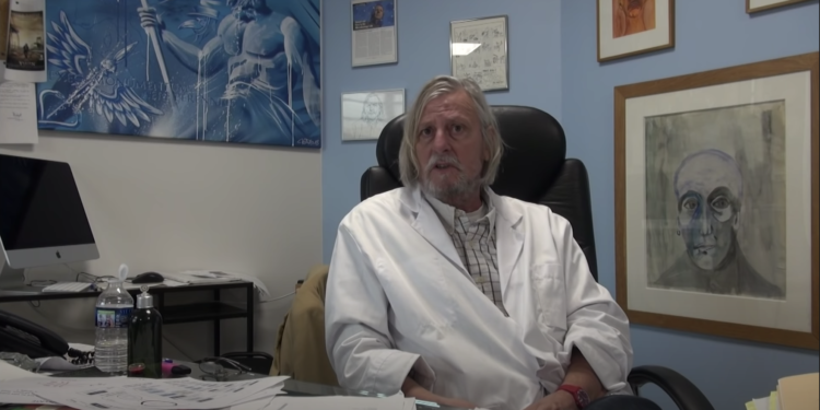 Raoult accuse les autorités de l'empêcher d'utiliser l'hydroxychloroquine