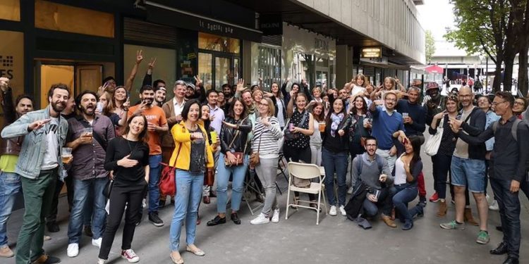 Le Social Bar est détenu par ses 175 co-patrons (Crédit Social Bar)