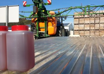 Grâce à ses bactéries, Adequabio dépollue les effluents chargés en pesticides issus du nettoyage des machines agricoles Crédit Adequabio)