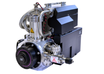 Les caméras de First Light imaging permettent de voir linfiniment grand et l infiniment petit Crédit DR)