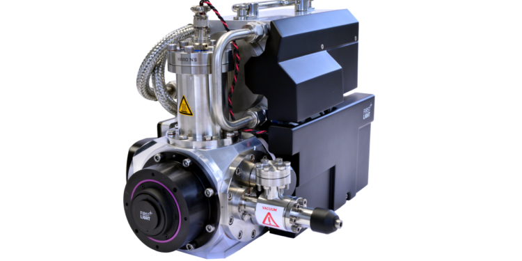 Les caméras de First Light imaging permettent de voir linfiniment grand et l infiniment petit Crédit DR)