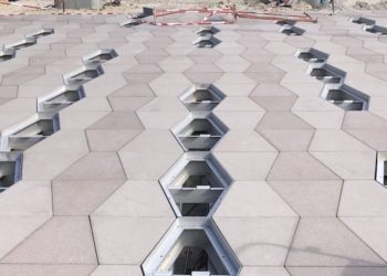 Le groupe Sols a travaillé sur le revêtement de la nouvelle place Jean Jaurès à Marseille (Crédit Sols)